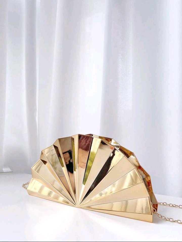 Élégance Naida